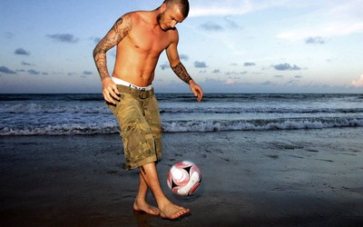 亿德电竞快讯-什琴斯尼赛后拒绝领奖引猜测