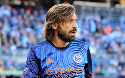 亿德电竞精华-从英超最佳到西甲最佳坎塞洛的野心